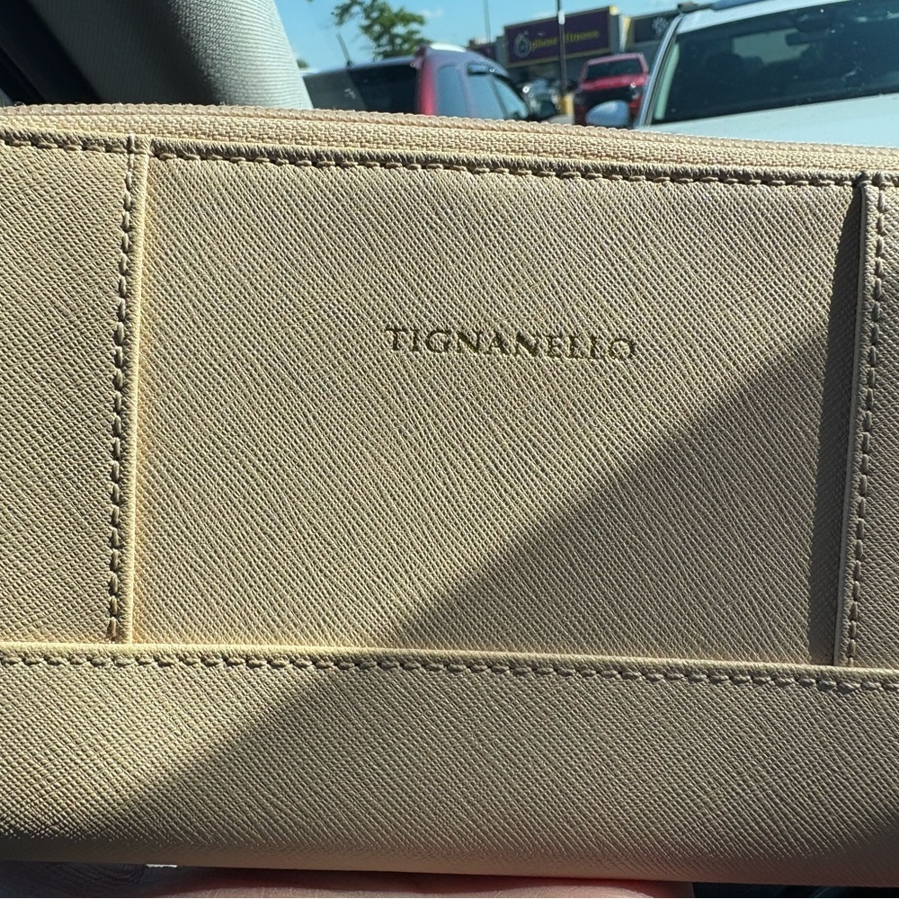 Tignanello Beige wallet - Picture 2 of 7